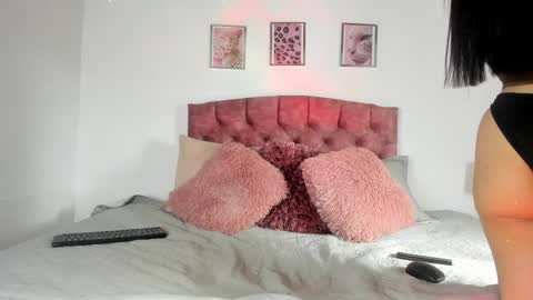 lia_blake7 online show from 05.18.26