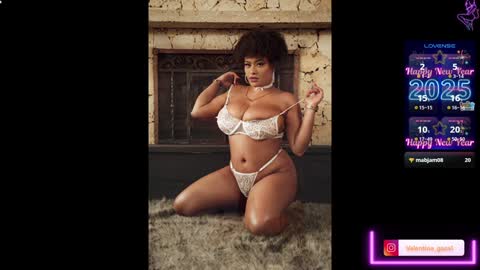 Snapshot of lia_daniiels01 chatting on 01.08.25 V A L online show from 01.08.25