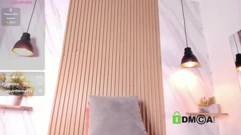 lia_harper_ online show from 11.15.25