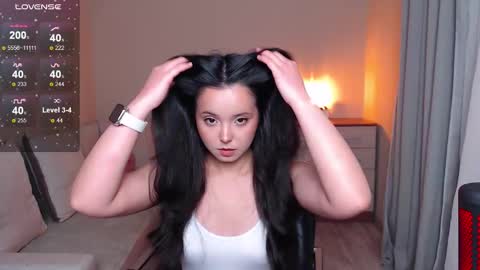 L I A online show from 11.25.25