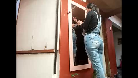 Lia online show from 01.28.25