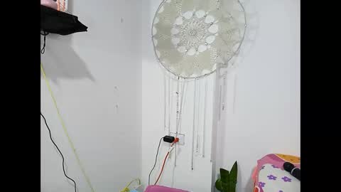 Lia online show from 10.04.25