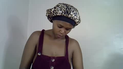 Snapshot of lia_jupiter1 chatting on 09.21.25 lia online show from 09.21.25