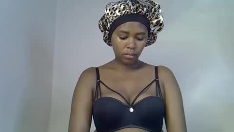 Snapshot of lia_jupiter1 chatting on 09.22.25 lia online show from 09.22.25
