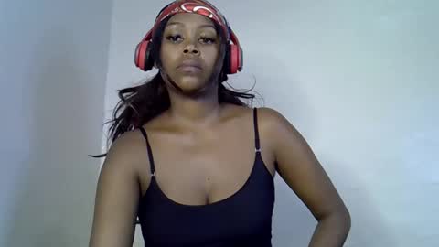 Snapshot of lia_jupiter1 chatting on 10.21.25 lia online show from 10.21.25