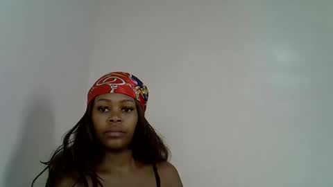 lia online show from 10.25.25