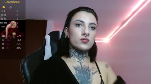 Snapshot of lia_miss2 chatting on 01.22.25 lia spicy ig online show from 01.22.25