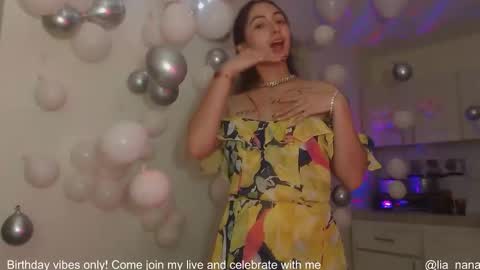 Lia  online show from 10.23.25