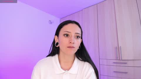 Little Queen Lia  online show from 12.02.24