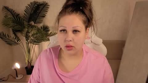 Snapshot of lia_rozaly chatting on 11.01.25 lia_rozaly online show from 11.01.25