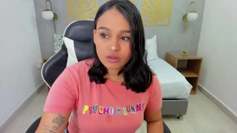 Lia  online show from 02.21.25