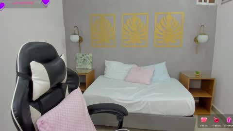 Lia  online show from 02.26.25