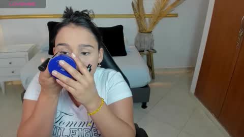 Lia  online show from 01.08.26