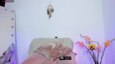 Lia online show from 02.25.25