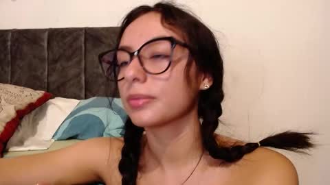 Snapshot of liaa_cute_ chatting on 12.11.24   lia  online show from 12.11.24