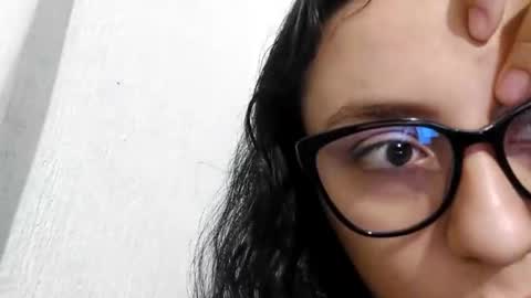 Snapshot of liaa_cute_ chatting on 12.17.24   lia  online show from 12.17.24