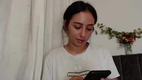 Snapshot of liaa_cute_ chatting on 01.17.25   lia  online show from 01.17.25