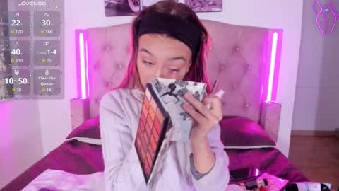 Lia  online show from 01.17.26