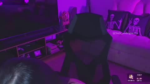 Snapshot of liaa_rodriguezz chatting on 02.23.25 Liaa  online show from 02.23.25