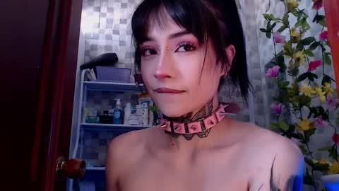 Snapshot of liaa_rodriguezz chatting on 09.20.25 Liaa  online show from 09.20.25