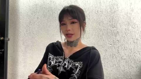 Liaa  online show from 11.20.25