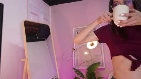 Lia  online show from 04.13.26