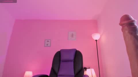 Snapshot of liaamoretzz chatting on 09.19.25 liaa moretzz online show from 09.19.25