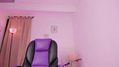 liaa moretzz online show from 02.13.26