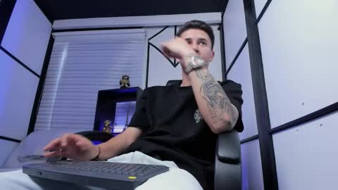 Liam Smith online show from 09.10.25