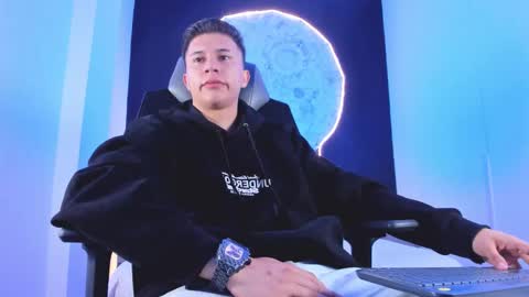 Liam Smith online show from 11.14.25