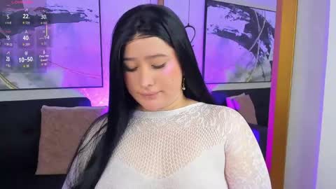 Snapshot of liacox chatting on 05.02.26 Lia Cox online show from 05.02.26