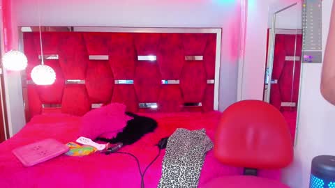 Snapshot of liagames chatting on 02.01.25 liagames online show from 02.01.25