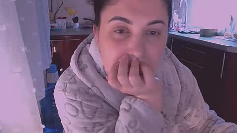 Snapshot of liahsofty chatting on 02.22.26 miss Lia colection for travel online show from 02.22.26