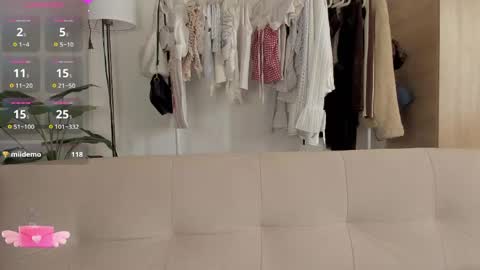Snapshot of liajohnsons_ chatting on 04.30.26 Lia Johnsons online show from 04.30.26