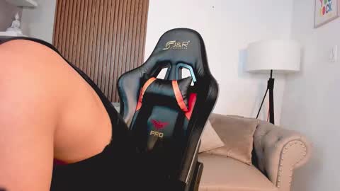 Liam Collins online show from 11.15.25