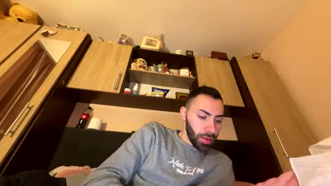 Snapshot of liam_daniel chatting on 02.05.26 Liam online show from 02.05.26