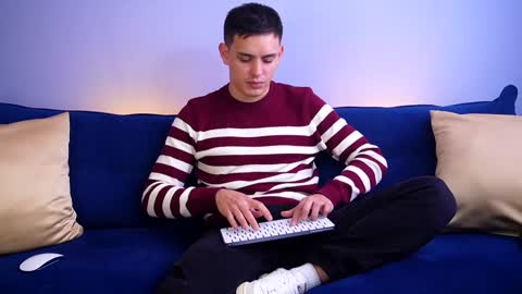 Liam online show from 01.16.25