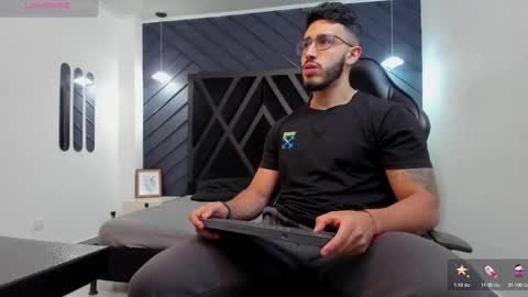 LIAM KLEIN online show from 11.19.25