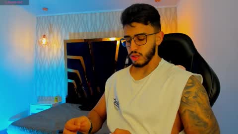 LIAM KLEIN online show from 12.15.25