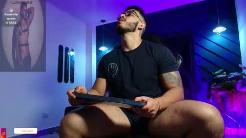 LIAM KLEIN online show from 03.10.26