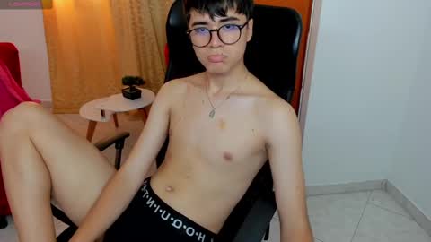 Snapshot of liam_orion chatting on 03.03.25 LIAM online show from 03.03.25