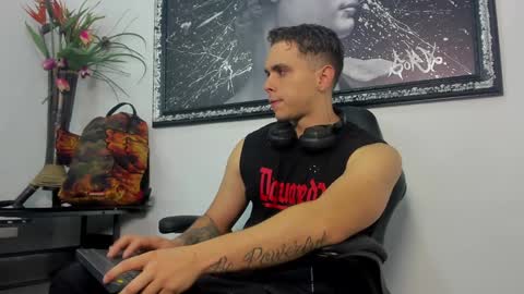 Liam online show from 12.27.24