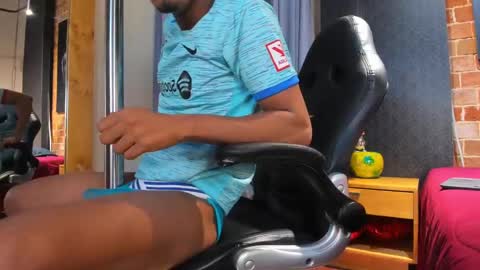 Snapshot of liambyrne chatting on 02.14.25 Liam Byrne online show from 02.14.25