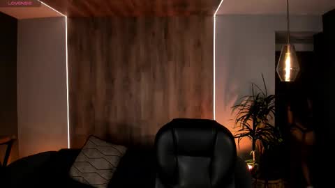 Liam online show from 11.23.25