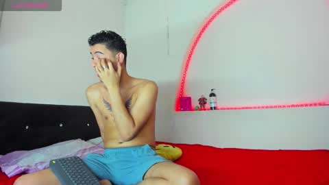 Snapshot of liammendoza98 chatting on 11.19.25 LIAM KAI online show from 11.19.25