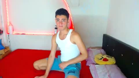 Snapshot of liammendoza98 chatting on 11.23.25 LIAM KAI online show from 11.23.25