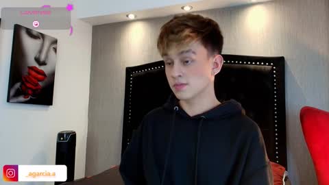 Snapshot of liamwild20 chatting on 01.09.26 liam online show from 01.09.26