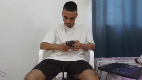 lian_mike203523 online show from 10.17.25