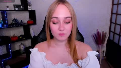 Snapshot of liana_bright chatting on 12.04.24 Liana online show from 12.04.24