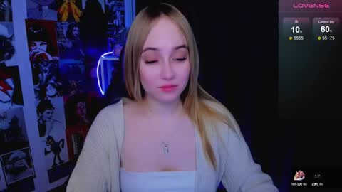 Snapshot of liana_bright chatting on 01.19.25 Liana online show from 01.19.25